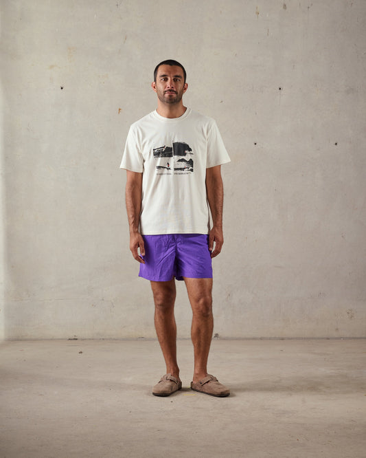 Red Shorts Tee - Chalk