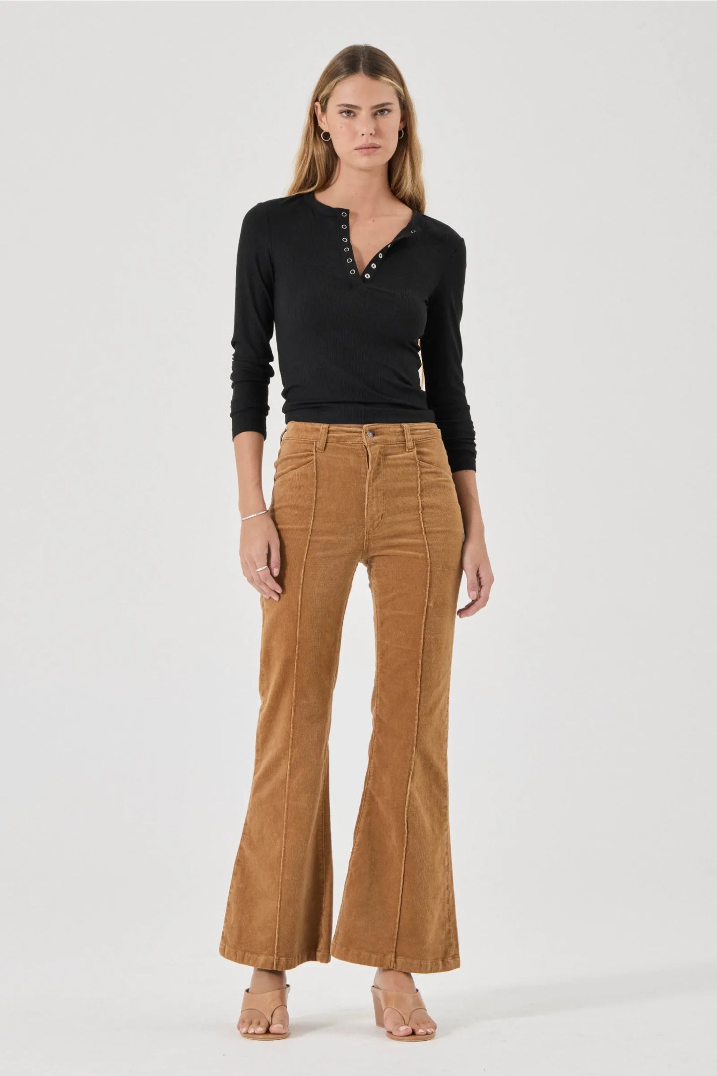Eastcoast Flare - Deco Caramel