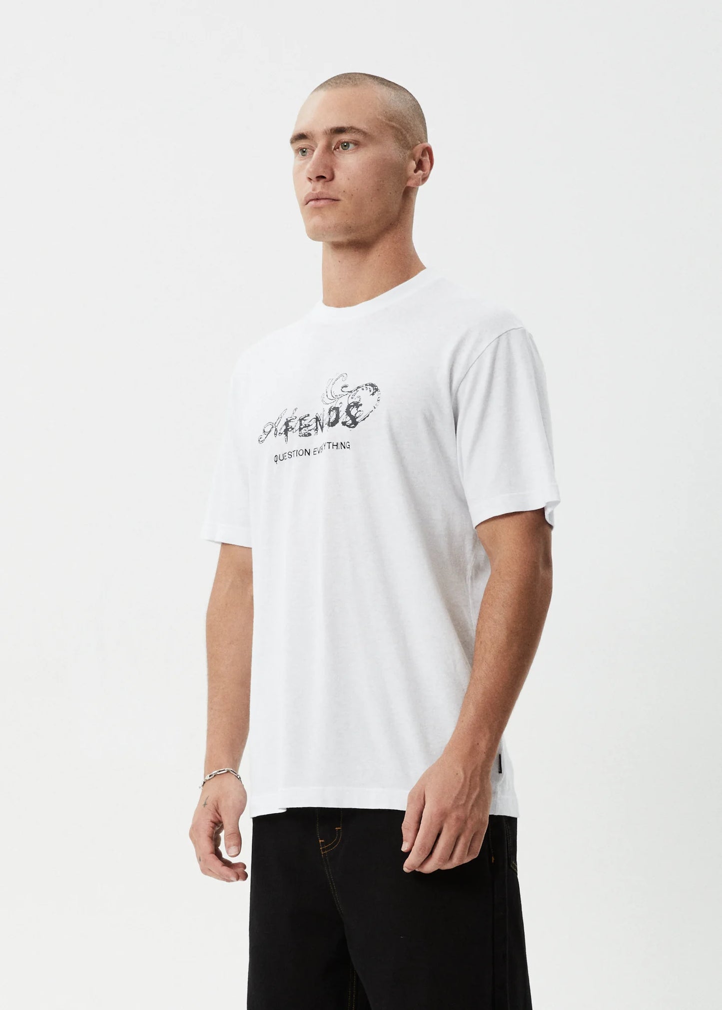 Dreamer Hemp Retro Tee - White