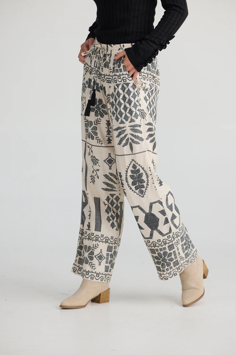 Rio Pant - Cross Stitch