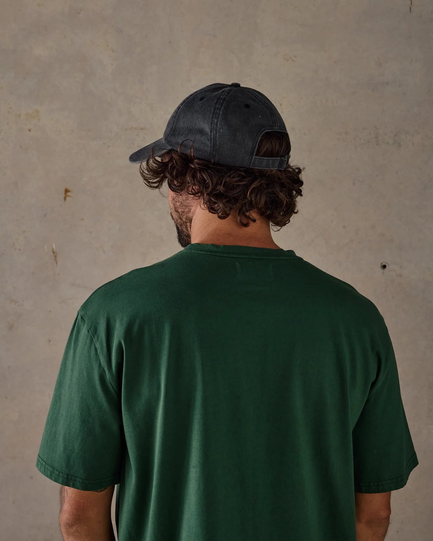 Serif Cap - Black