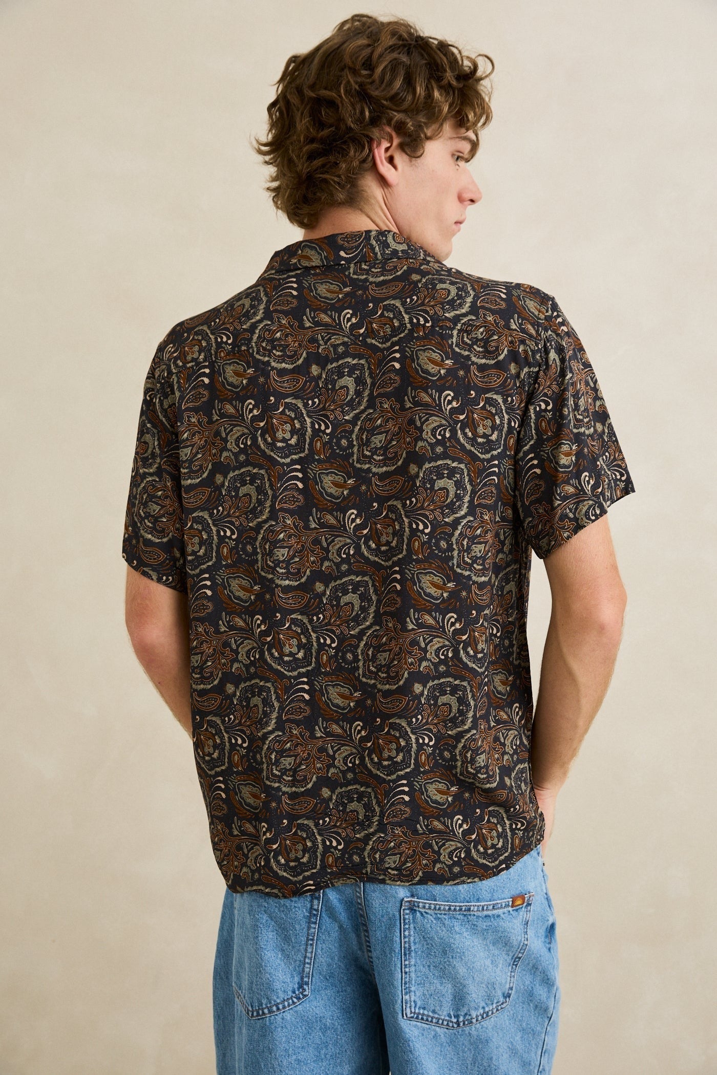 Costa Rica SS Shirt - Black - Rhythm at Reborn Code