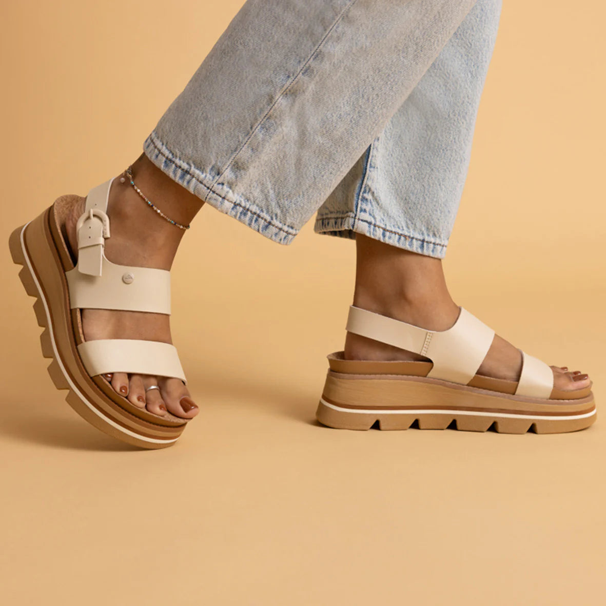 Vista Luxe Liah Shoes - White / Tan