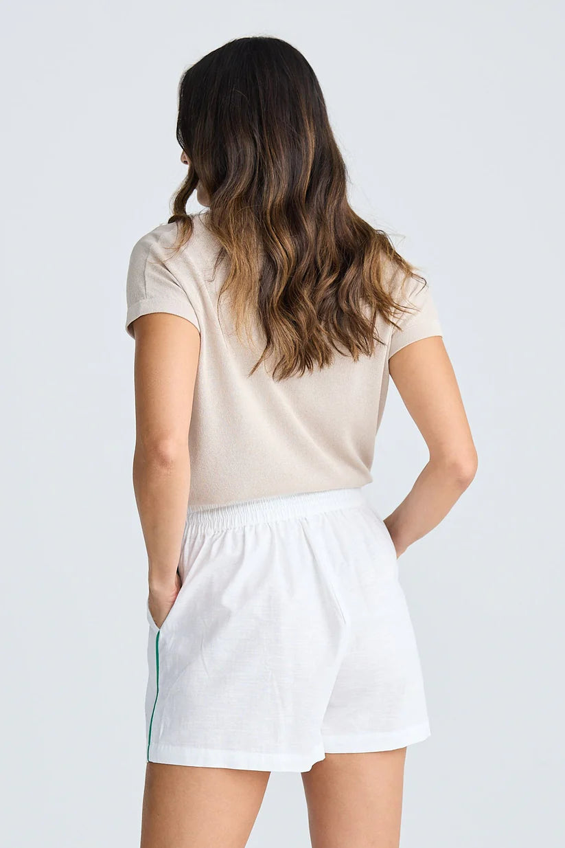 On Vacation Short - White Multi