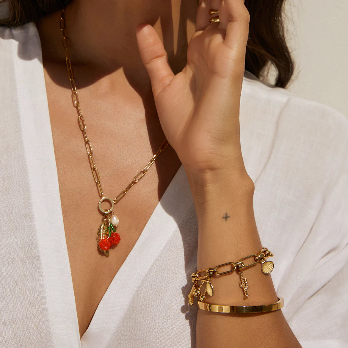 Olsen Gold Cuff