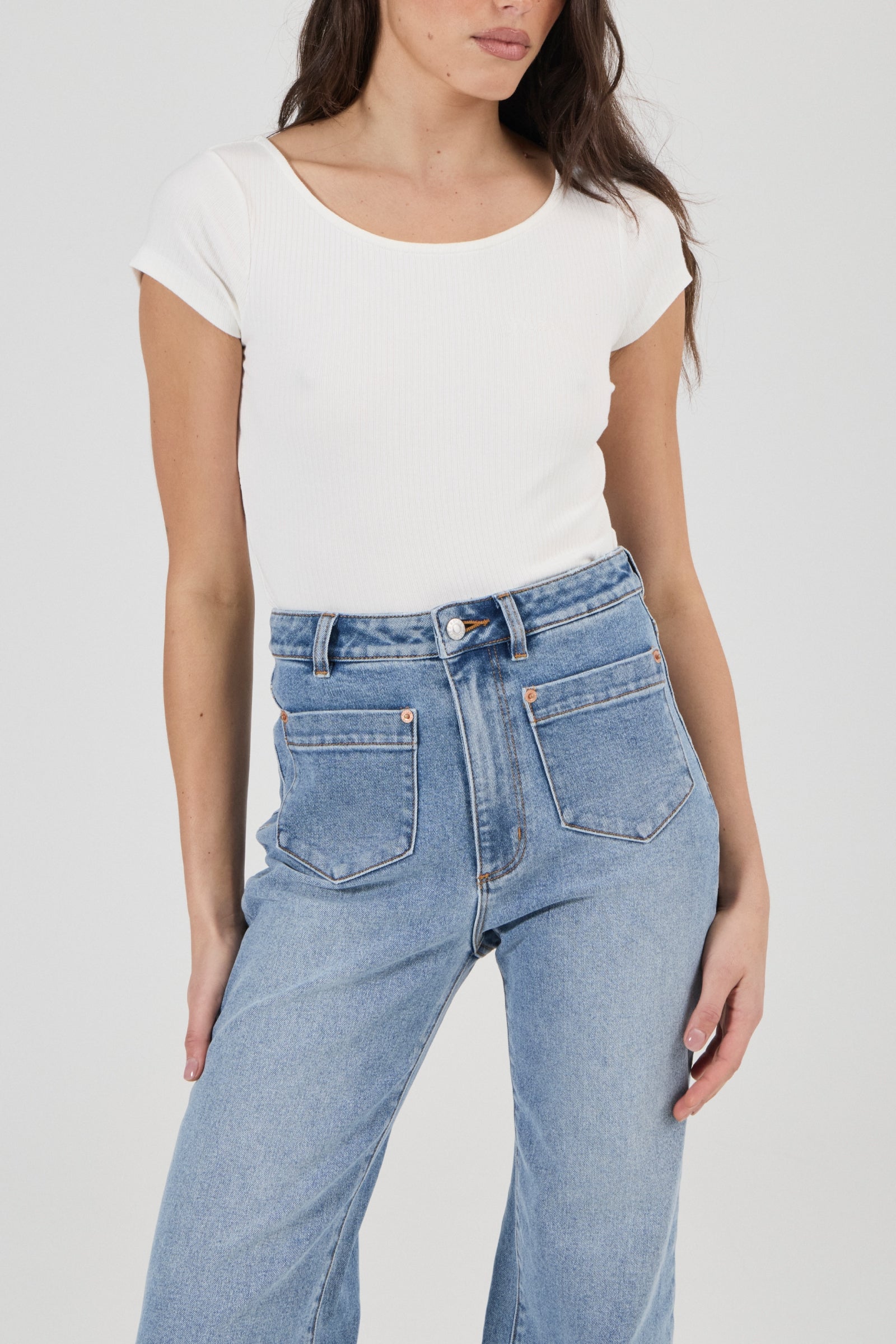 Rolla's Sailor Cleo wide leg jean in Surrender wash, view 3