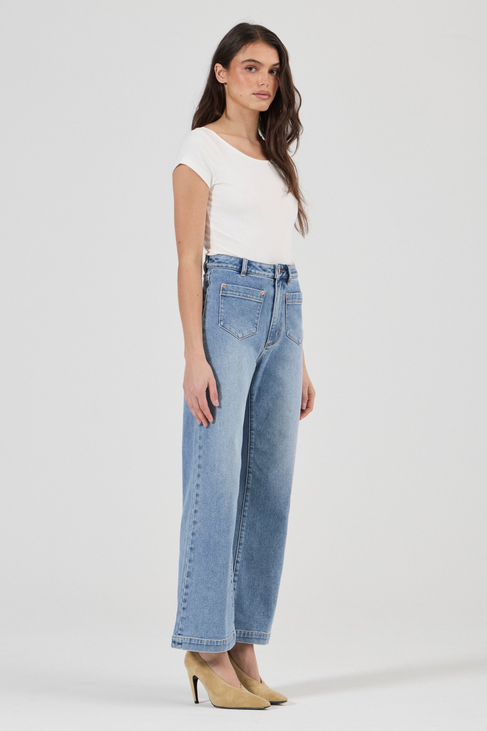 Rolla's Sailor Cleo wide leg jean in Surrender wash, view 6