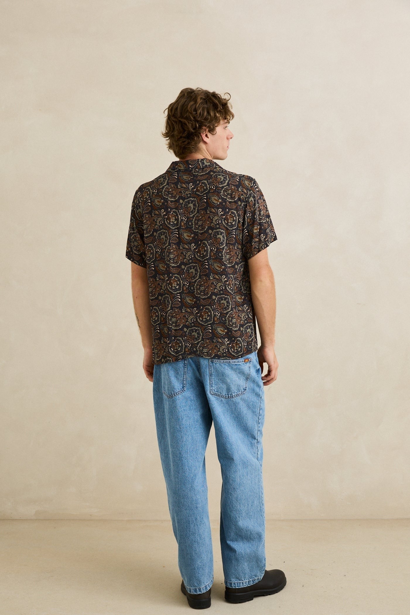Costa Rica SS Shirt - Black - Rhythm at Reborn Code