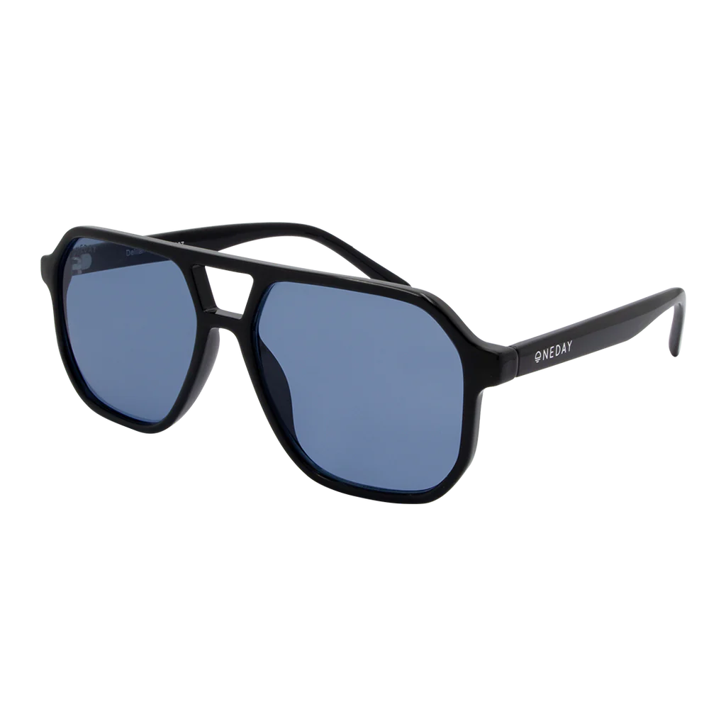 Delilah Sunglasses - Black Blue