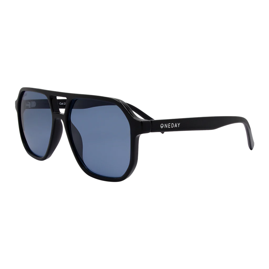 Delilah Sunglasses - Black Blue