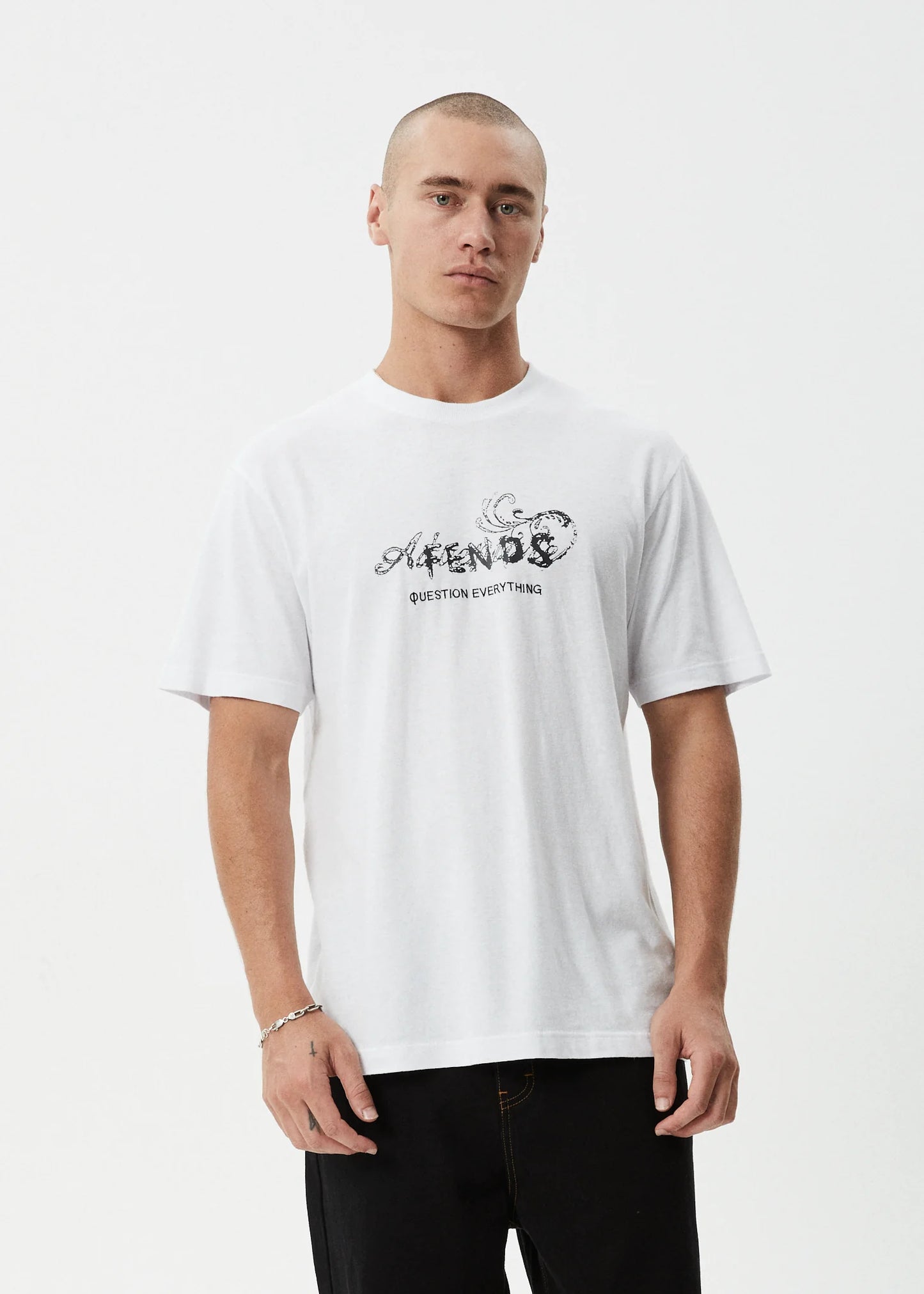 Dreamer Hemp Retro Tee - White