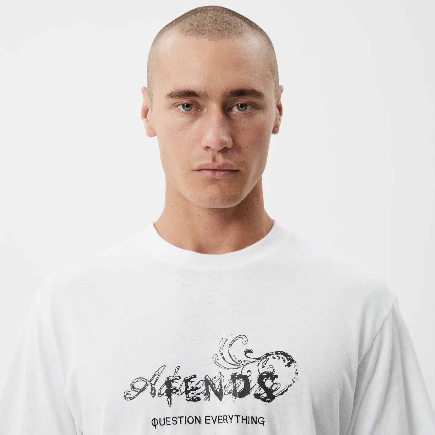 Dreamer Hemp Retro Tee - White