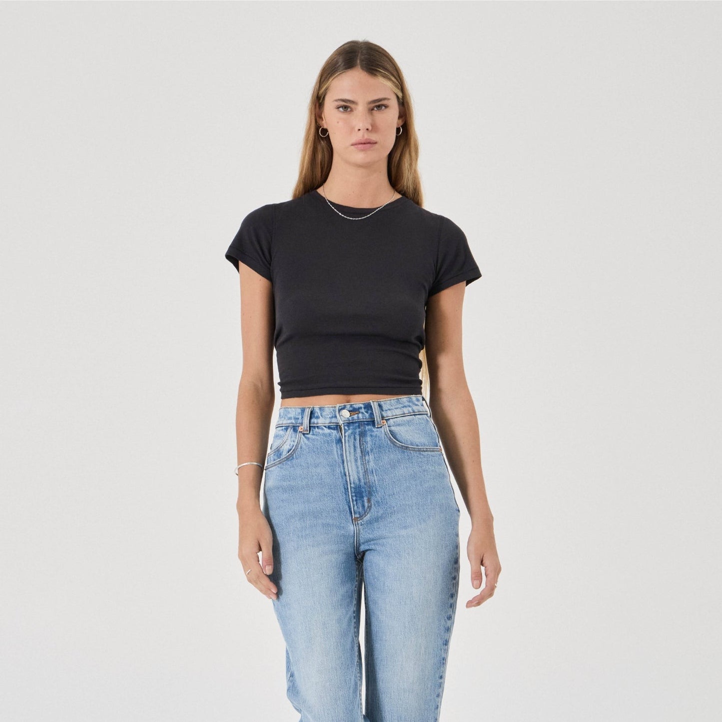 Rolla's Loulou Straight Jean in Lennon Blue