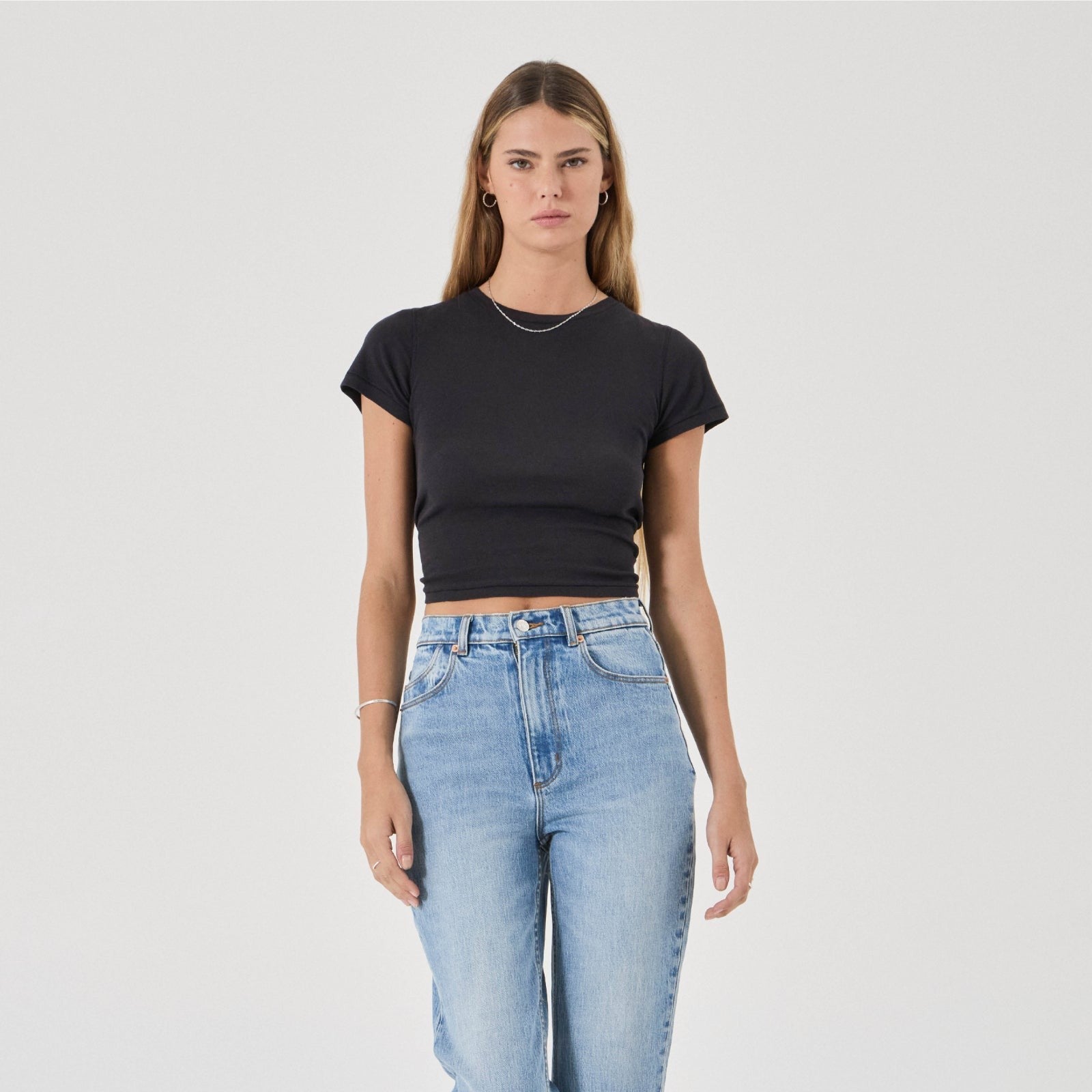 Rolla's Loulou Straight Jean in Lennon Blue