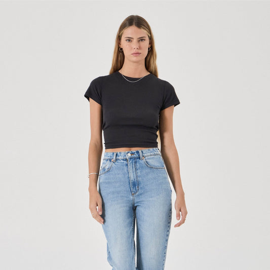Rolla's Loulou Straight Jean in Lennon Blue