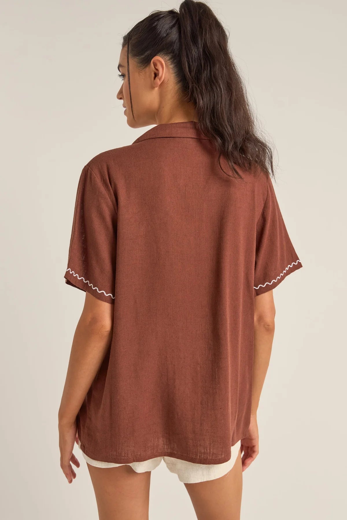 Solis Embroidered Short Sleeve Shirt - Chocolate