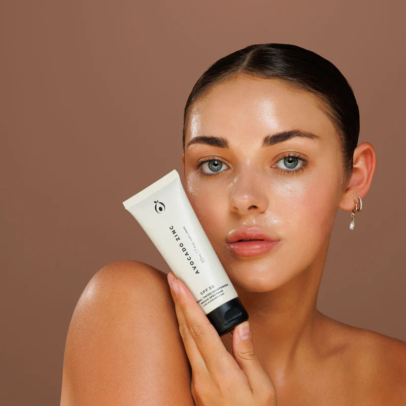 Avocado Zinc Natural Tinted Moisturiser SPF 50 - Light Medium