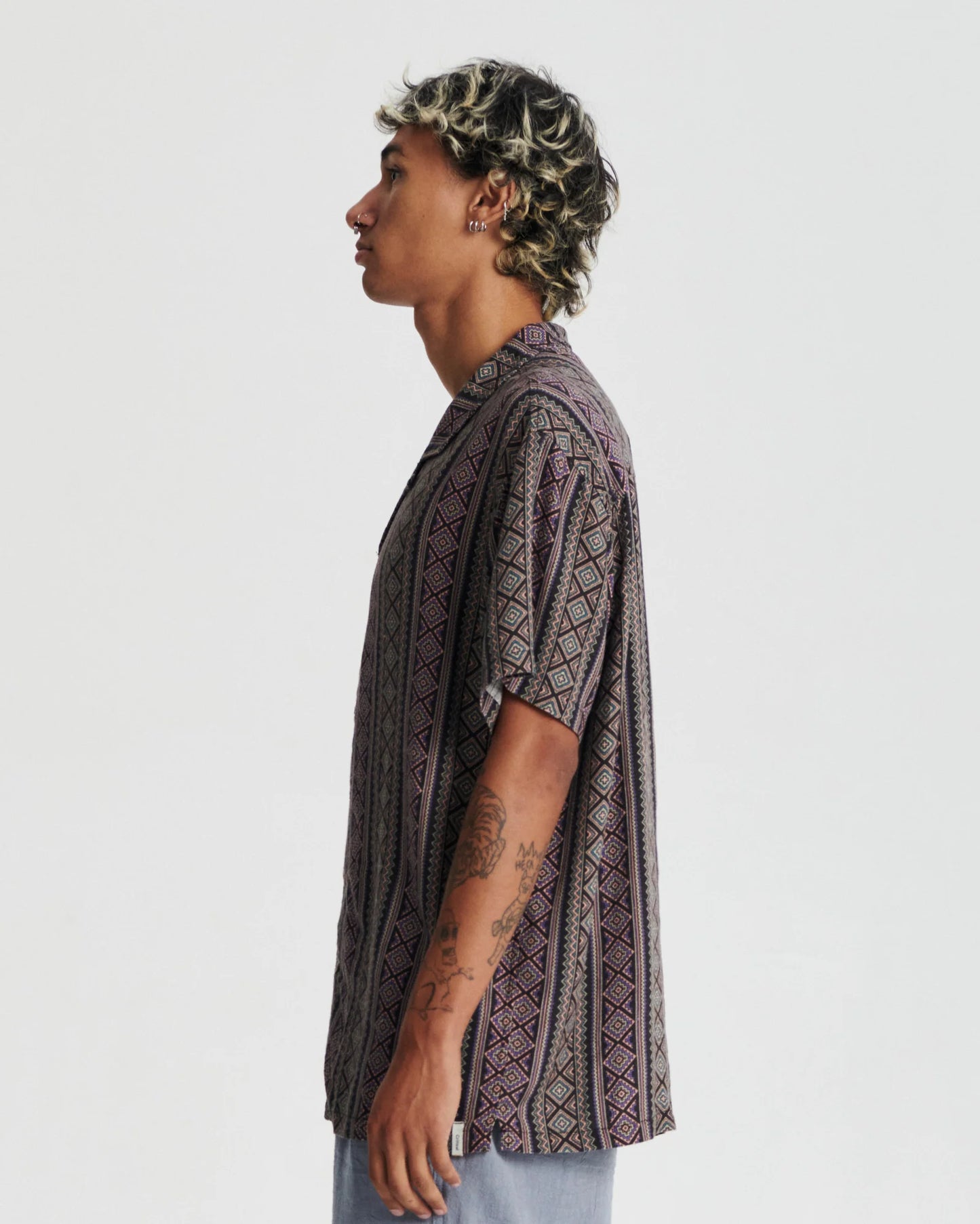 Trader Resort Shirt - Black