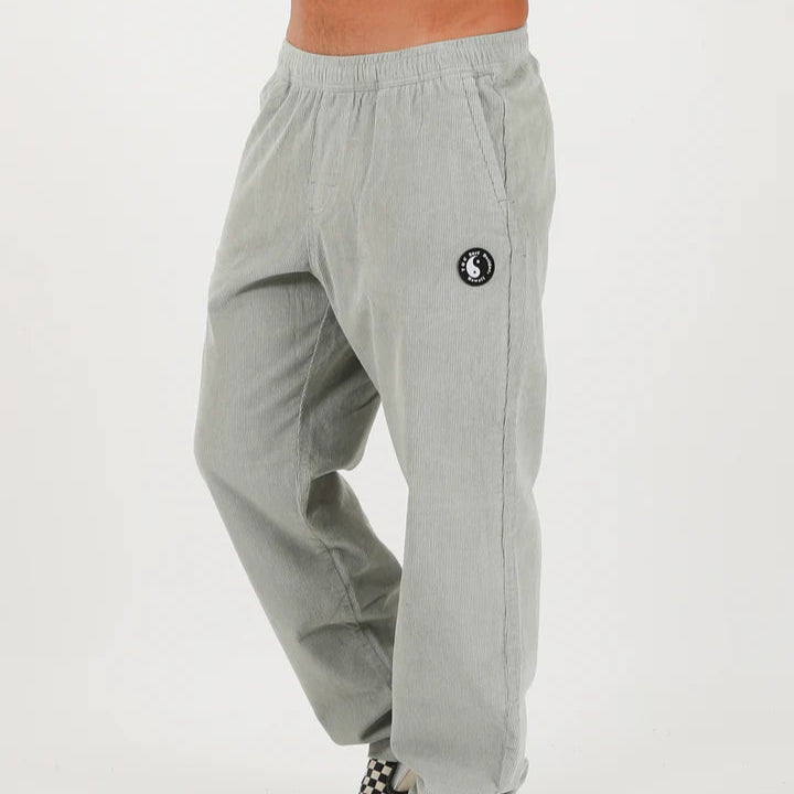 Whaler 2.0 Cord Pant - Seagrass