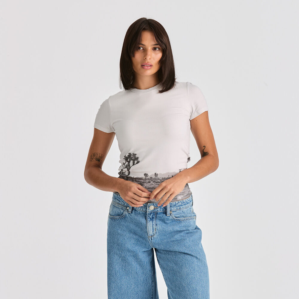 Wild Lullaby Stable Rib Tee - White / Black